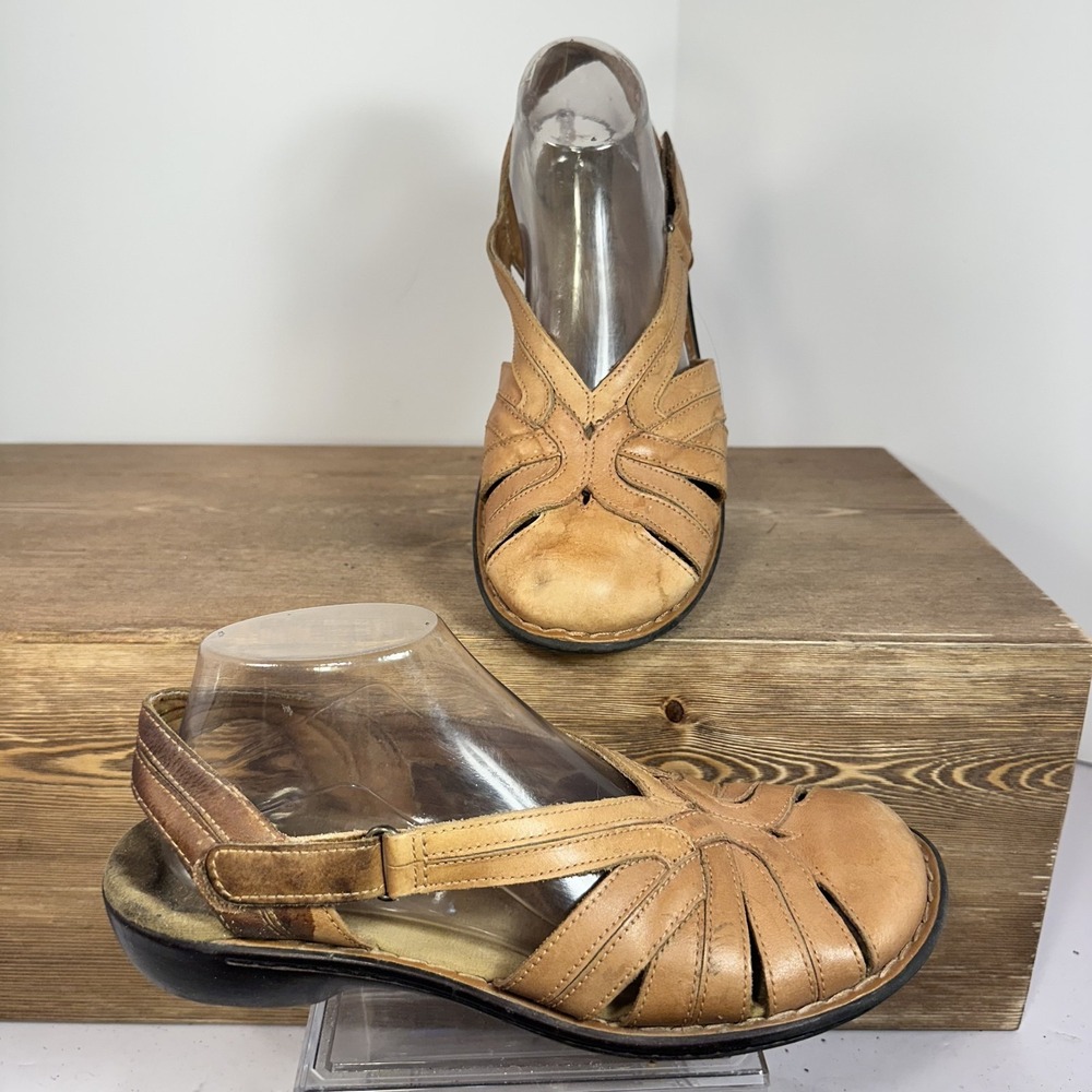 Clarks Bendables Fisherman Sandals Women 8W Tan Leather Comfort Coastal Y2K Boho